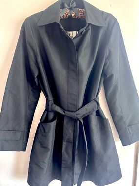 Hillard & Hanson Black Women's Medium Trench Coat with Belt